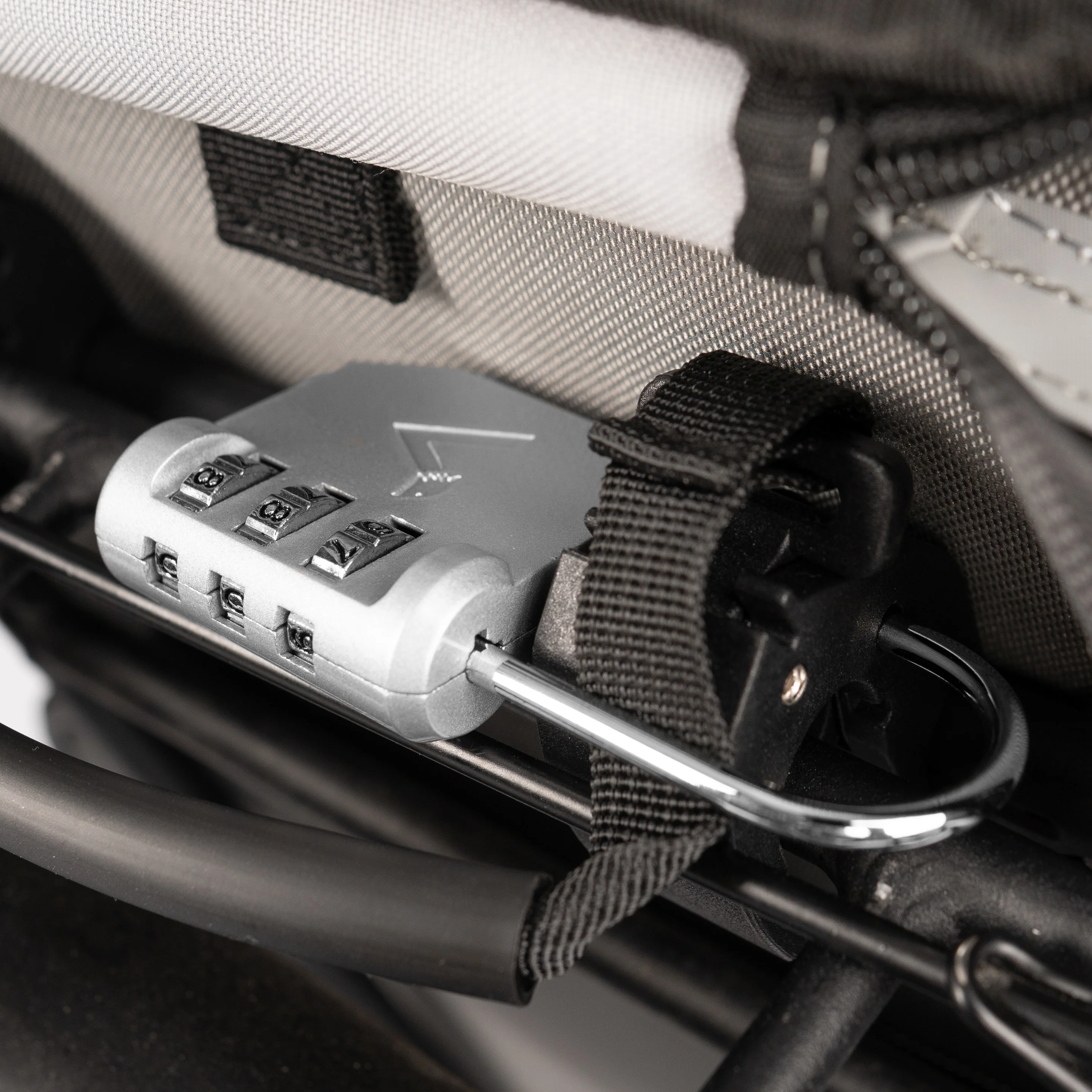 QuickLock - Zahlenschloss zum Abschließen von Fahrradtaschen - Image 5